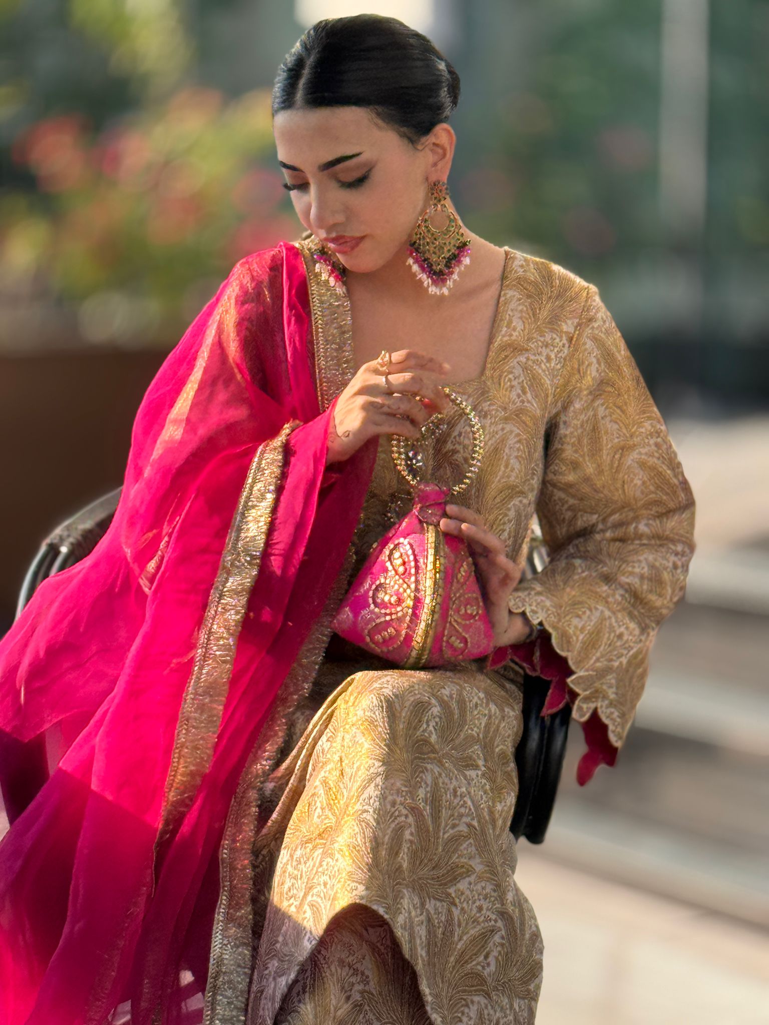 Zareen Éclat – The Imperial Weave Collection